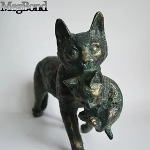 कच्चा लोहा उद्यान बिल्ली मां के साथ बेबी मूर्ति, धातु के लिए पशु मूर्तिकला उद्यान