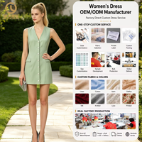 Robe d'été sans manches pour femme, coupe mini, col en V profond, boutonnée sur le devant, avec poches à rabat, style streetwear, fabrication en petites séries sur mesure