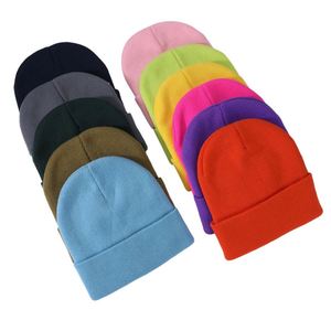 Gorros de Punto al por Mayor para Adultos, Hombres y Mujeres, de Color Sólido, en Stock, Gorro de Invierno Cálido, con Logotipo Personalizado, Gorro de Punto Colorido - Product Image 2