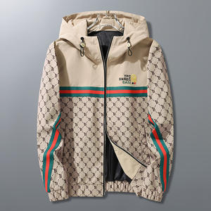 เสื้อแจ็คเก็ตผู้ชายสุดหรู สไตล์สปอร์ต สำหรับฤดูใบไม้ผลิ ไซส์ใหญ่ ซิปหน้า รับสกรีนโลโก้ กันลม กันน้ำ ผ้าวอร์สต์ ถักโครเชต์ - Product Image 1