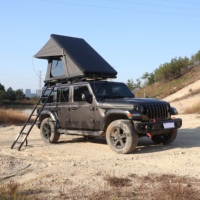 4x4 Overlanding Modernes Canvas-Keilzelt Superleichtes Hartschalen-Aluminium-Dachzelt mit Solarpanel Vier-Jahreszeiten Wasserdicht 3