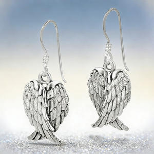 Boucles d'oreilles pendantes en argent sterling avec ailes d'ange pour femmes, bijoux religieux chrétiens, à porter au quotidien, boucles d'oreilles pendantes raffinées - Product Image 5