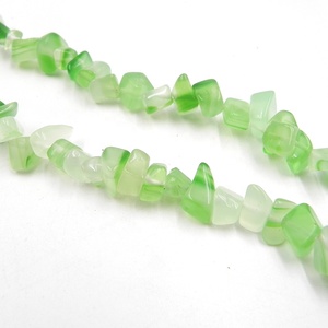 Venta al por mayor 5-8mm <span class=keywords><strong>verde</strong></span> de cristal de ágata <span class=keywords><strong>piedra</strong></span> triturada de grava arveja - Product Image 3