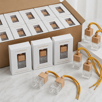 Bouteille en verre vide pour diffuseur de parfum de voiture, 8 ml, 10 ml, avec logo personnalisable, à suspendre, pour désodorisant de voiture, vente en gros