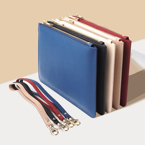 Paparazzi-Bolso de mano PA0459 con correa para la cintura para mujer, pulsera de piel vegana con patrón de Saffiano, de mano, de noche - Product Image 6