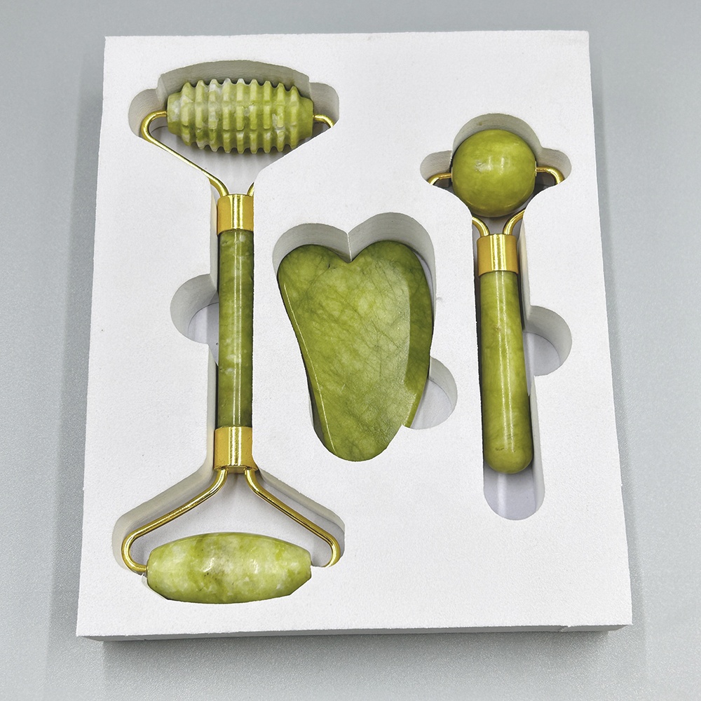 2023 Hot Sale 100% Natural Jade Roller Gua Sha Set Double Head Skin Facial Care Jade Roller And Guasha