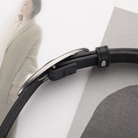 Ceinture en cuir PU noir élégante pour femme, style vintage, avec boucle ardillon en alliage, design classique et polyvalent, vente en gros personnalisée