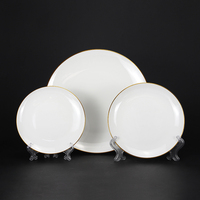Service de table de luxe en porcelaine fine, vaisselle raffinée, services de table de luxe dorés