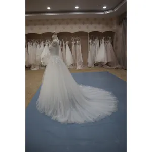 Fashion Customization And Comfort Sleeveless China Elegant Luxury Wedding Dress Bridal Gown