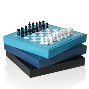 हॉट सेलिंग लक्ज़री लेदर शतरंज सेट बैकगैमौन बॉक्स शतरंज की बिसात ट्रिपल बोर्ड बाउंड पीयू लेदर शतरंज विशेष भंडारण बॉक्स
