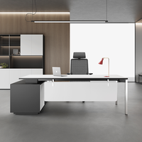 Fabricant chinois de tables de bureau modernes en bois pour PDG, bureau de direction en forme de L avec armoire latérale et ensemble de chaises