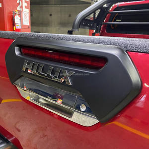 Cubierta de Portón Trasero JIAHUI 4X4 con Letras <span class=keywords><strong>Hilux</strong></span> en Cromo ABS Negro para <span class=keywords><strong>Toyota</strong></span> <span class=keywords><strong>Hilux</strong></span> <span class=keywords><strong>2020</strong></span> 2021 2022 2023 Accesorios de Coche - Product Image 2