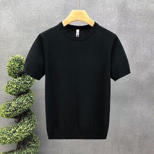 เสื้อยืดแขนสั้นถักสำหรับผู้ชายในฤดูร้อน เสื้อไหมน้ำแข็งบางเบา แขนสั้น สีขาว สำหรับใส่เป็นเสื้อตัวในหรือเสื้อตัวเดียว - Product Image 6