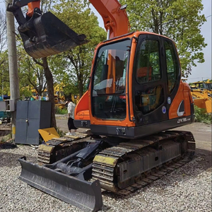 Second Hand DOOSAN DX75 MINI Excavator DX 75 Small Crawler for Sale - Product Image 1