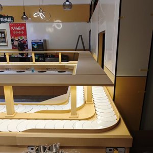 สายพานลำเลียงซูชิแบบหมุนรูปพระจันทร์เสี้ยวขนาด 114 มม. 140 มม. ปรับแต่งได้อย่างเต็มที่สำหรับร้านซูชิ - Product Image 3