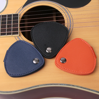 Porte-médiators de guitare en cuir PU, étui pour médiators de guitare en forme de triangle avec bouton-pression, pochette de rangement pour médiators de guitare