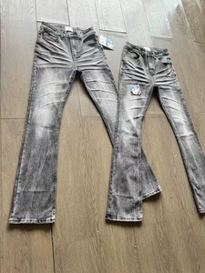 Jeans da donna a gamba dritta in denim, stile retrò, vestibilità regolare, <span class=keywords><strong>con</strong></span> lavaggio colorato, vita media in maglia e chiusura frontale <span class=keywords><strong>con</strong></span> <span class=keywords><strong>bottoni</strong></span> - Product Image 2