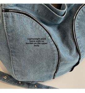 Sac fourre-tout en jean coréen tendance, parfait pour un look décontracté rétro, grande capacité, sac bandoulière pour les trajets quotidiens - Product Image 4