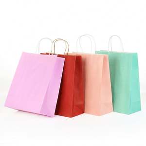 Sacs en papier kraft avec poignées, couleurs personnalisées disponibles, sacs à poignées colorés, utilisés pour les célébrations de vacances et l'emballage de petits cadeaux. - Product Image 5