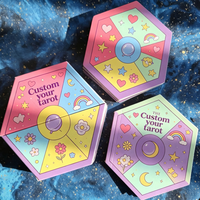 Boîte rigide personnalisée en forme d'hexagone pour jeu de tarot éducatif et divertissant avec estampage à chaud doré et guide, idéale comme cadeau