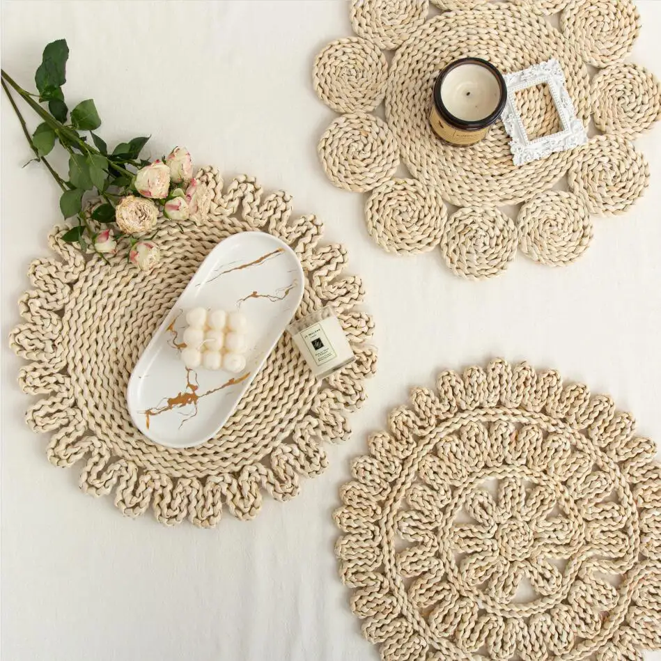 38CM Large Natural Braided Rattan Tablemat Hollow Wicker Charger Plates for Holiday Christmas Kitchen Table Mat