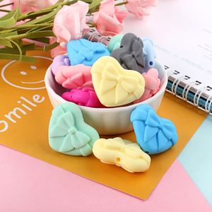 Nouvelles perles focales en silicone personnalisées, thème nœud papillon, pour enseignants de sport, design 3D de luxe, pour la fabrication de stylos, cadeaux fantaisie, en vrac, alimentaire - Product Image 3