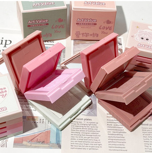 Rubor Mate Art Value de 4 Capas con Efecto Relieve, 4 en 1, 4 Colores en Una Sola Pieza, Maquillaje para Mejillas de Niñas - Product Image 1