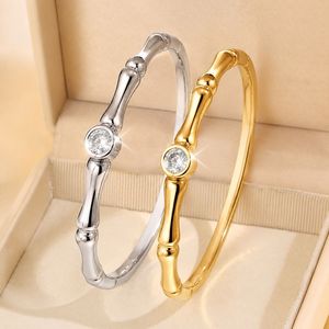 Bracelet en bambou de style chinois avec un diamant rond taille brillant pour femme, à porter au quotidien, ton or et argent - Product Image 4