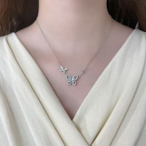 Collar con Colgante de <span class=keywords><strong>Mariposa</strong></span> de Platino Pt950 con Diamante de Laboratorio Certificado IGI, Corte Brillante, Joyería Fina Unisex, Dije Delicado - Product Image 3