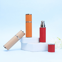Mini flacon de parfum rechargeable pour sac à main, vaporisateur à pompe 10 ml en alliage de zinc, flacon distributeur de parfum et de Cologne