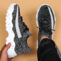Chaussures de sport pour hommes, style sportif, talon épais et souple, tendance de la mode printemps, chaussures décontractées, semelle épaisse, plateforme supérieure, design de chaussettes personnalisable