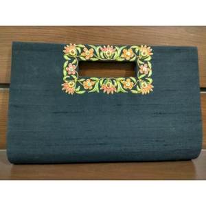 กระเป๋าคลัทช์แฟชั่นสุดหรูสำหรับผู้หญิง zari แบบกึ่งอัญมณีประดับด้วยลูกปัดหินไข่มุกประดับด้วยซิปของตกแต่งผ้าใบใหม่ที่ดีที่สุด - Product Image 6