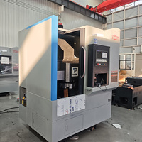 Tour CNC à banc plat VTC500 avec système Fanuc et convoyeur de copeaux – Prix compétitif