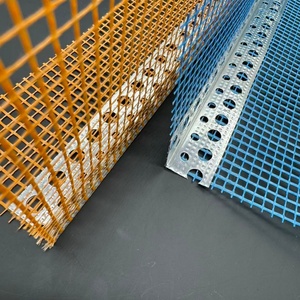 Profili angolari perforati con rinforzo in fibra di vetro, creati per rinforzare gli angoli interni a 90 gradi e gli angoli esterni. - Product Image 6