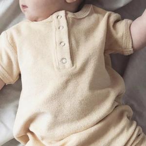 Combinaison Bébé Unisexe en Tissu Éponge, Barboteuse Courte à Manches Courtes pour Tout-Petits Garçons et Filles, Tenue d'Été Douce Une Pièce - Product Image 3