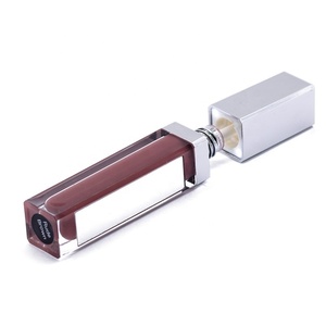 Rossetto Liquido di Lusso a Marchio Privato, Alta Pigmentazione, Effetto Specchio, Lucidalabbra Nude Lucido, <span class=keywords><strong>Base</strong></span> Volumizzante per Labbra - Product Image 4