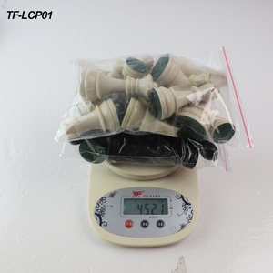 Pezzi degli <span class=keywords><strong>Scacchi</strong></span> LEAP Tournament 9,7cm 3,75 Pollici in ABS a Prezzo Conveniente per Giochi di <span class=keywords><strong>Scacchi</strong></span> - Product Image 4