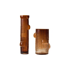 Vase en verre artisanal minimaliste moderne, vase décoratif artistique de luxe pour centre de table de maison moderne - Product Image 1