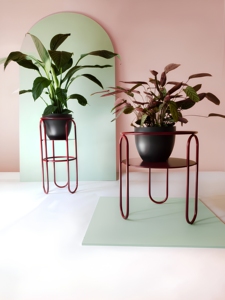Support de Plante Moderne en Métal Rouge avec Design à Boucle Décorative, Porte-Pot de Fleurs Intérieur/Extérieur pour Salon, Balcon, Jardin, Terrasse - Product Image 6
