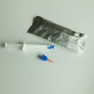 <span class=keywords><strong>Gel</strong></span> pemutih gigi profesional, <span class=keywords><strong>25%</strong></span> atau <span class=keywords><strong>35%</strong></span> <span class=keywords><strong>HP</strong></span> konsentrasi dua barel suntik, kemasan kotak Logo kustom untuk penggunaan di rumah - Product Image 1