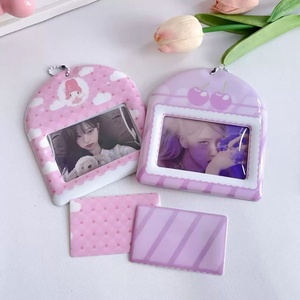 Portafotos de PVC con Diseño Personalizado, Nuevo y Regular, para Eventos de Kpop, Lindo Porta Tarjetas de Fotos de Plástico con Llavero - Product Image 1