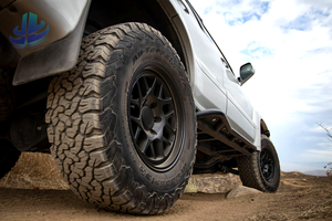 Rines Todoterreno Premium KMC BULLY OL, PCD de 5x139.7mm, Ajuste Perfecto para <span class=keywords><strong>Ford</strong></span> F150 <span class=keywords><strong>Raptor</strong></span> - Product Image 4