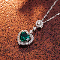 Valentijnsdag cadeau voor je vriendin: hartvormige, in de laboratorium gekweekte smaragd hanger ketting, bamboe, verzilverd, 18k gouden choker