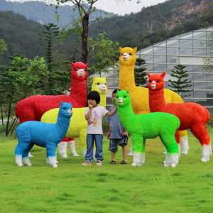 Estatua <span class=keywords><strong>de</strong></span> Alpaca Grande <span class=keywords><strong>de</strong></span> Resina Personalizada, Escultura <span class=keywords><strong>de</strong></span> Llama para Jardín Exterior, Resistente a la Intemperie, Pintada a Mano, Color Personalizado Artístico para Parques y Centros Comerciales - Product Image 2