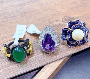 Nhẫn nữ đính đá zircon pha lê sang trọng, kiểu dáng động vật, viền kim cương nhân tạo, phong cách vintage, dành cho đám cưới và đính hôn - Product Image 5