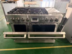 Estufa de gas profesional de 48 pulgadas con 6 quemadores, freidora de aire y plancha, en acero inoxidable y panel inclinable. - Product Image 3