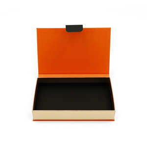 Boîte cadeau de luxe en carton rigide avec <span class=keywords><strong>rabat</strong></span> magnétique, logo personnalisé imprimé en relief, style livre, doublure en éponge - Product Image 3