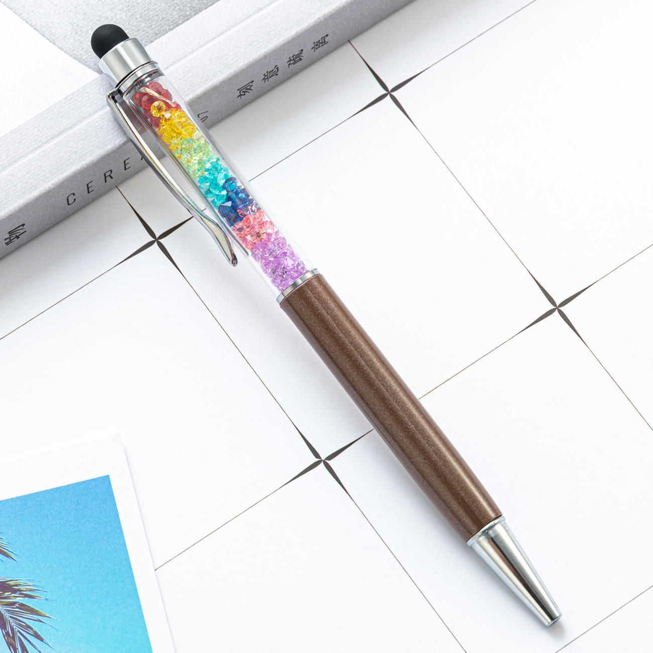 สีน้ำตาล