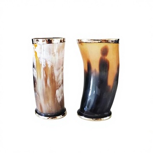 Vasos de chupito de cuerno de búfalo con tapa, de ácido poliláctico, hechos a mano, ecológicos, modernos, para vodka y tequila - Product Image 1