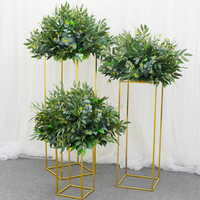 S-A7606 2 pièces/ensemble Décoration d'arche de mariage en plein air, feuilles de saule vertes, plantes d'eucalyptus, rangée florale suspendue, accessoires de scène